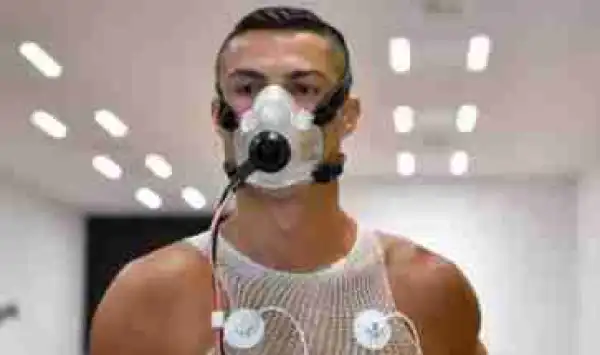 Cristiano Ronaldo Meets New Juventus Teammates For The First Time (Photos)